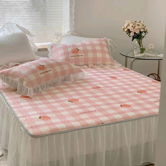 Bed Skirt Pillowcase Three-piece Latex Mat Non-slip Bedroom Simple Bedding