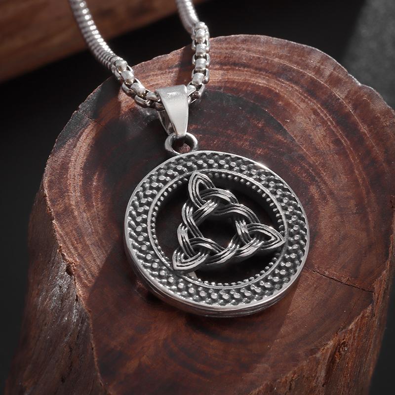 Vintage Valknut Pendant Trinity Celtic Knot Necklace Fashion Lucky Amulet Jewelry Gift for Men and Women