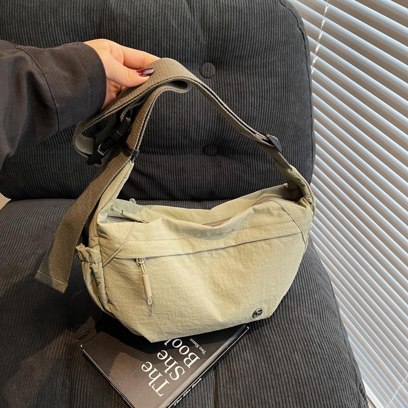 Large Capacity Shoulder Bag Women's Crossbody Bag Sports Dumpling Bag
