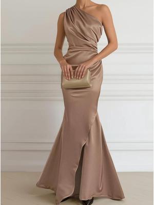 Elegant Waist-Cinching Backless Sleeveless Dress for Women - Solid Color Summer 2026 Collection