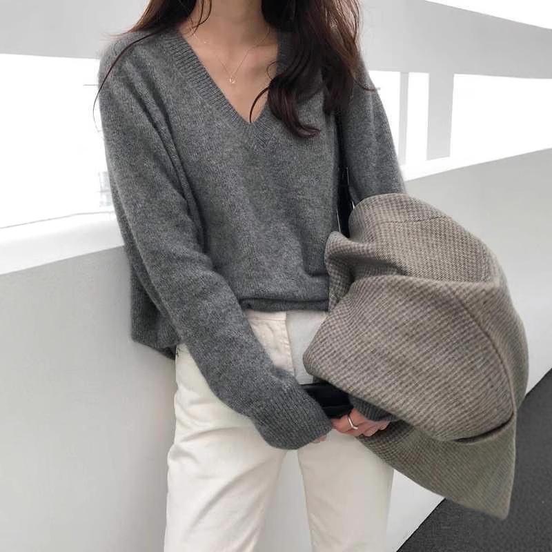 Women's Thick V-Neck Wool Sweater: Velvet, Loose, Casual Knitwear for Autumn & Winter