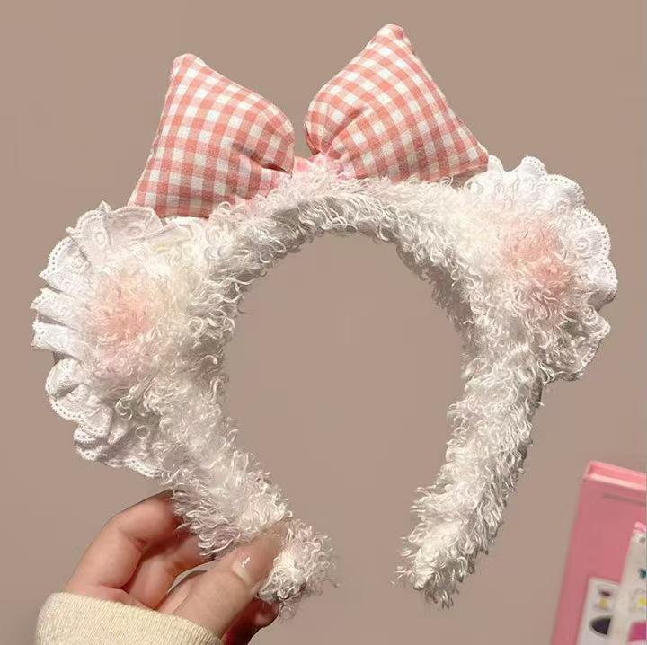 Cute Cartoon Plush Headband & Hair Clip for Face Washing and Masks - Fun Hair Accessory for Kids & Women