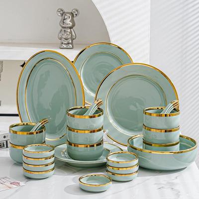 Keramik Geschirrset im nordischen Stil: Elegante Teller, Schalen & Essstäbchen mit Goldrand