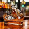Szklana butelka na whisky Mustang 300 ml ze szkła borokrzemowego Butelka silnika motocyklowego Butelka na whisky z dwoma silnikami w kształcie litery V Akcesoria barowe