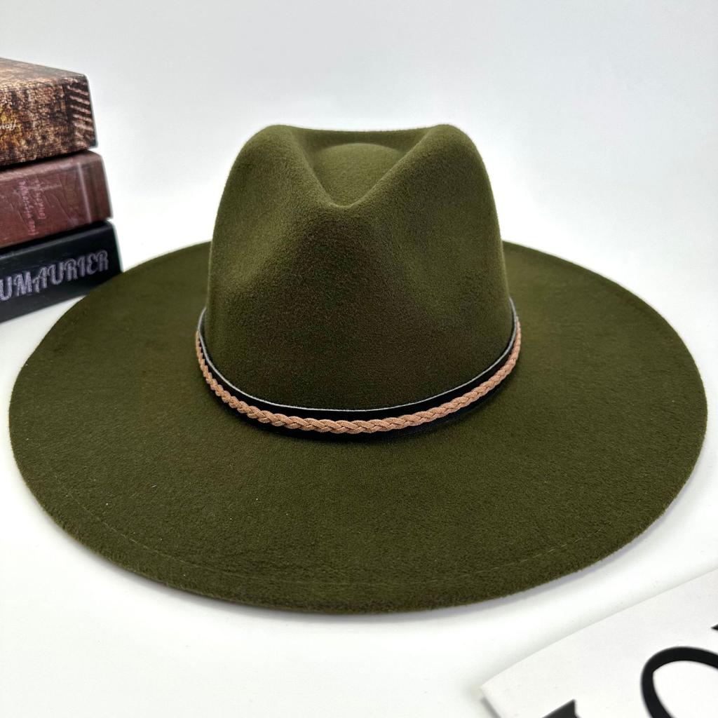 Hot autumn and winter new European and American style monochrome men's and women's belt hats simple woolen flat brim big edge jazz hats