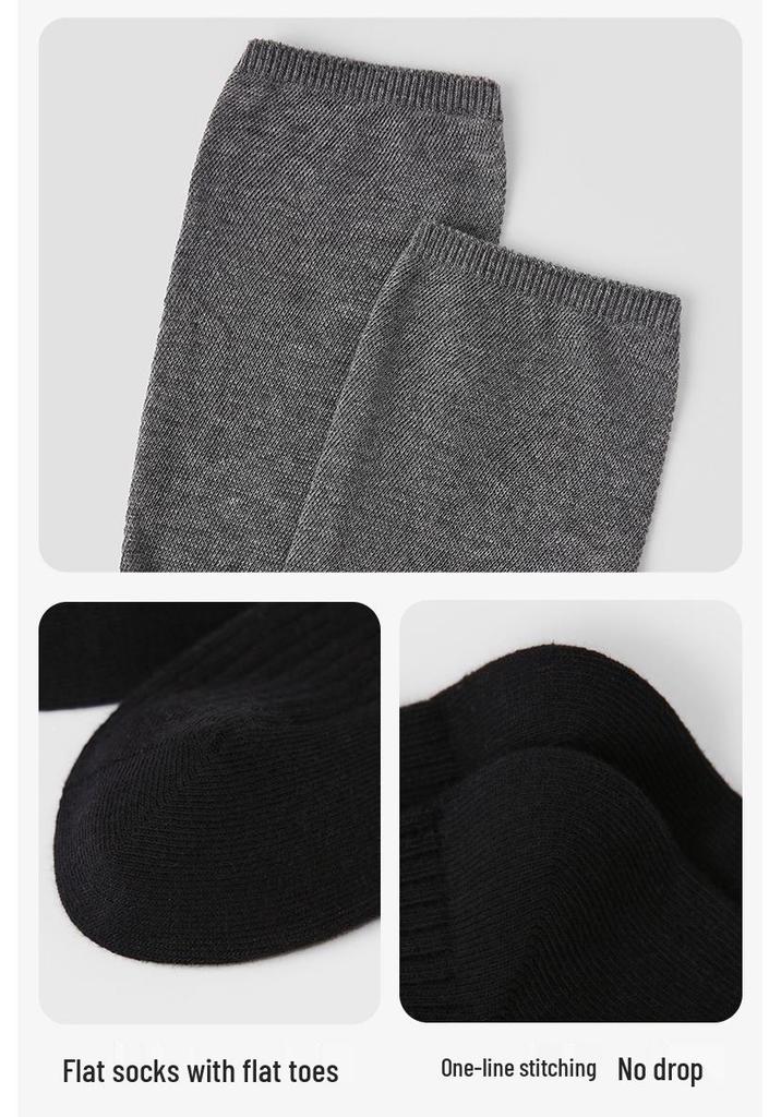 Renaissance Women's Seamless Color Block Mid-Calf Socks: Autumn/Winter Versatile Piled-Up Style