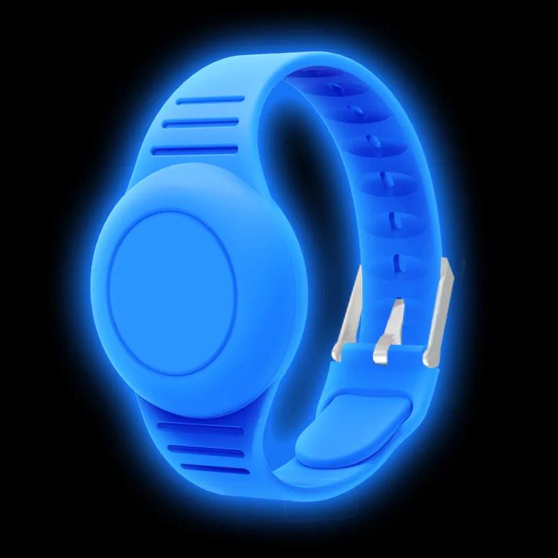Silicone Wristband for Apple Air Tag Lightweight GPS Tracker Holder Luminous Kids Watch Bracelet Waterproof Children Watch Band