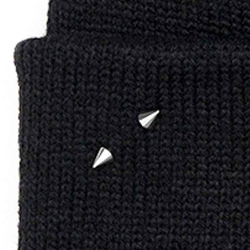 BLACKBLOND BBD Czapka z kolczykiem stożkowym (czarny)