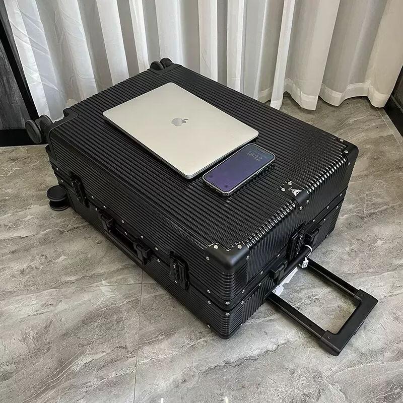 Li Shen PC Hardside Spinner Luggage