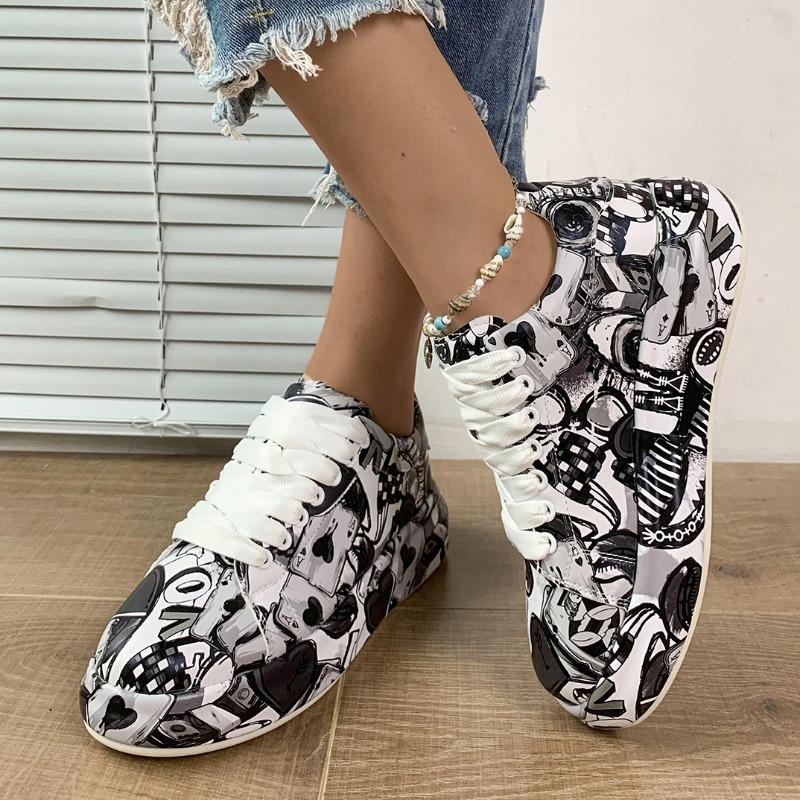 Fashion Women's Casual Sneakers 2025 Fashion New Painted Graffiti Lace Up Sports Shoes for Women Flat Pu Leather Ladies Running Shoes