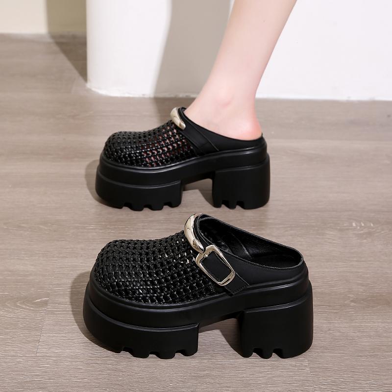

Літні шльопанці на товстій підошві, жіночі масивні сандалі, нова мода 2025, жіночі танкетки 10 см, взуття на високій платформі, жіночі пляжні шльопанці 34 чорний
