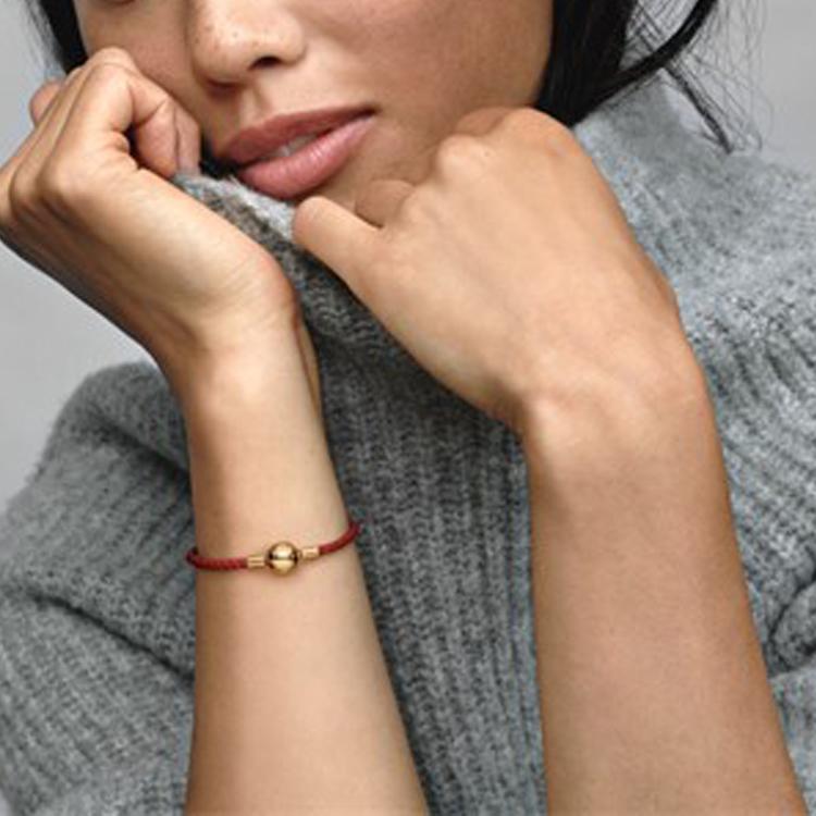 Pandora Pulsera tejida con hilo rojo Zodiaco Moments Pulsera Unisex 568777C01