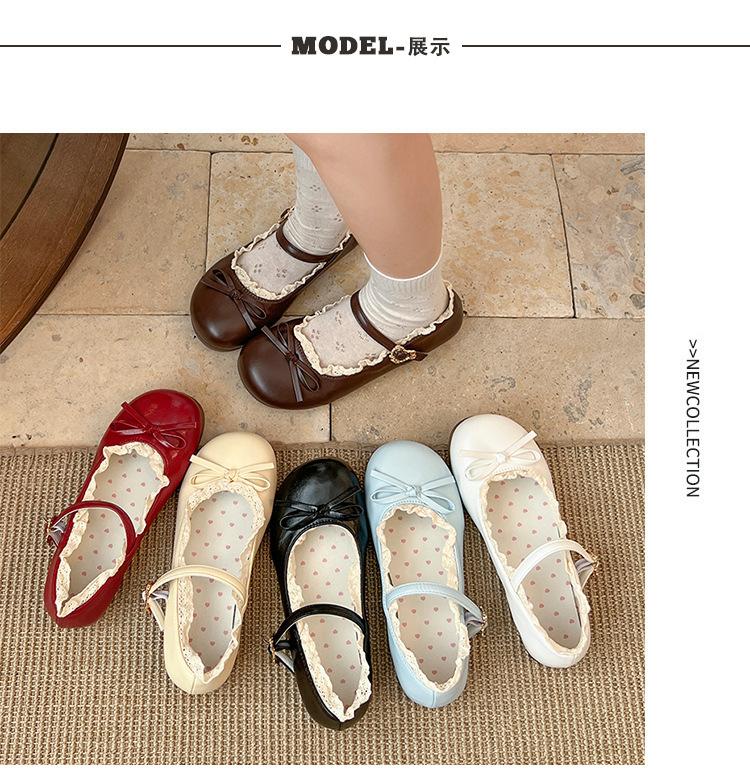 Retro lace bow flat-soled small leather shoes women's 2025 new spring and autumn skirt French soft-soled Mary Jane shoes