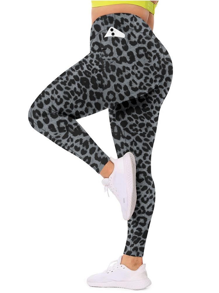 Plus Size Yoga Pants with Leopard Print High-waisted Sexy Running Sports Tight-fitting Pants for Women with Butt-lifting Sweat-wicking Base Layers.