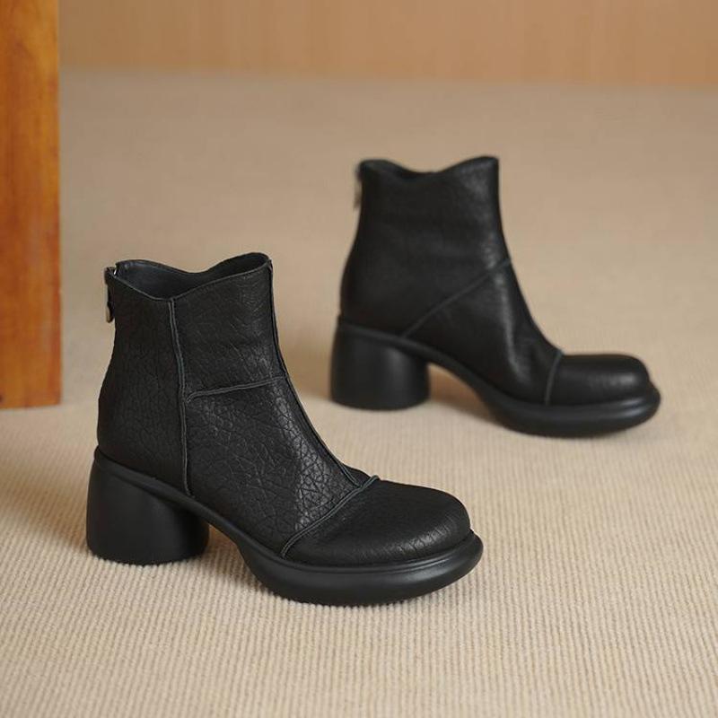 Autumn and winter women's leather boots medium heel sheepskin large size women's boots rear zipper thick sole new versatile leather low boots women