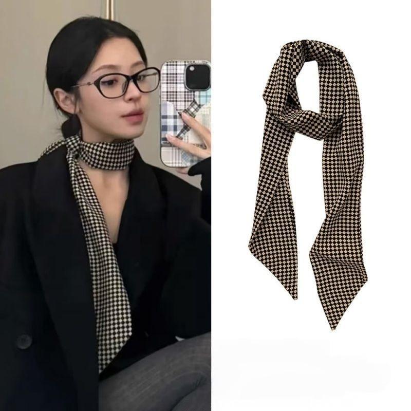 Fashionable Silk Triangle Scarf Women S Printed Twill Belted Waist Wrap Elegant Vintage Style Shoulder Wrap