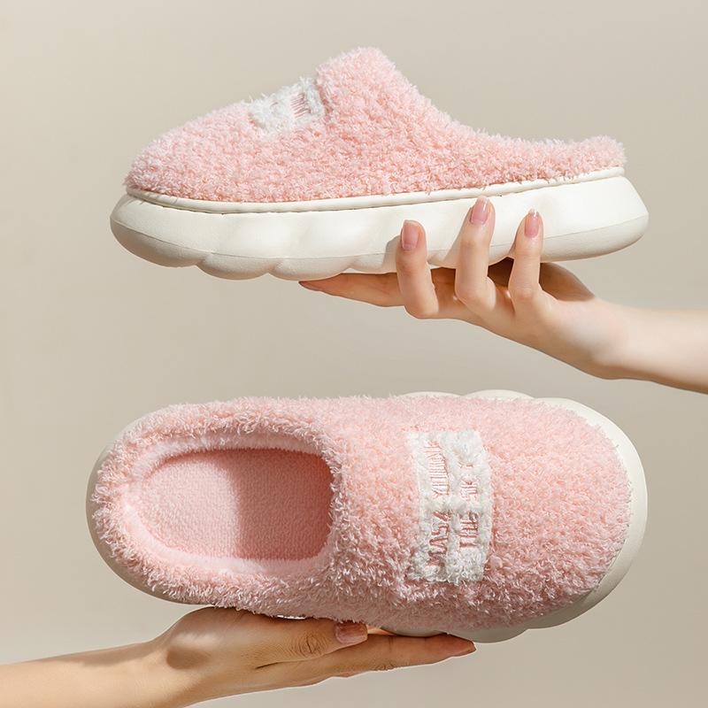 

Хлопковые тапочки женские носят новые домашние плюшевые термосумки и противоскользящие хлопковые туфли для confinement зимой 40-41