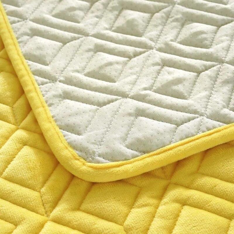 New Arrival Solid Color Thick Crystal Velvet Quilted Sofa Towel Soft Short Plush Anti-slip Sectional Sofa Covers for Living Room