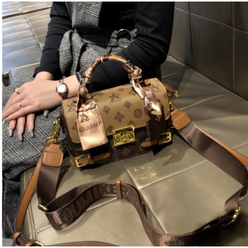 Nowa torebka crossbody jesienna damska skórzana torebka mała torebka na jedno ramię mała kwadratowa torebka