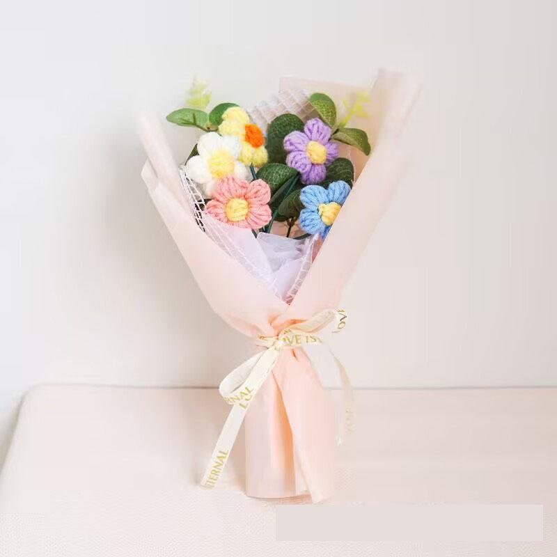 Hot Selling Gift Rose Bouquet Pink Tulip Simulated Flower Yarn Flower Handmade Knitted Flower