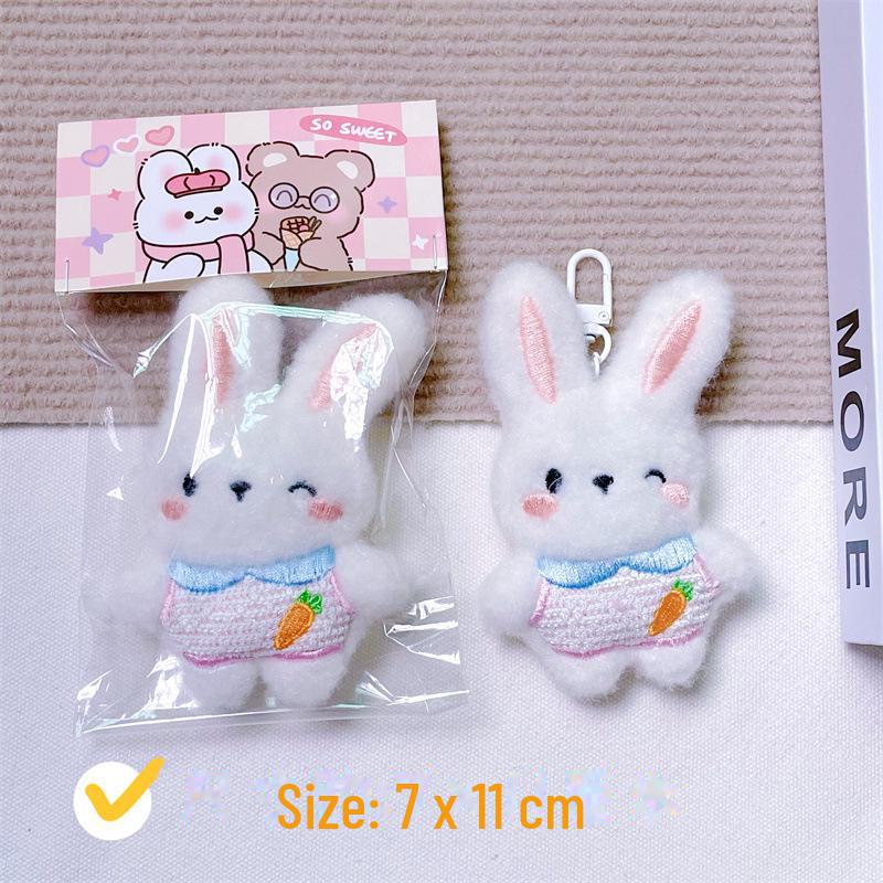 Entzückende Kaninchen-Plüschpuppe: Weich, Niedlich, Ganzkörper-Hasenmädchen Herz-Tasche Brosche Accessoire.