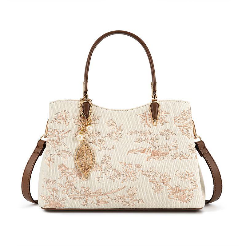 

Fashion Embroider Mother Bag 2025 New Arrival Chinese Style Tote Middle-Aged Lady to Give Mom Practical Gift for Wife Beige