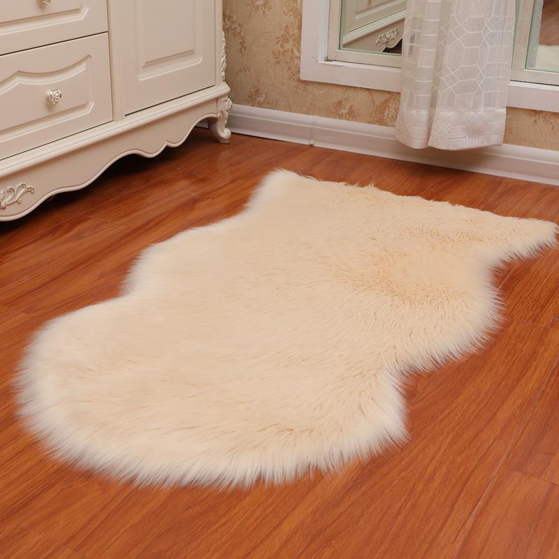 White Fluffy Irregular Plush Bedroom Rug & Sofa Cushion Blanket