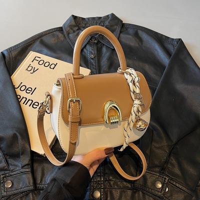 Frühling und Sommer tragbare kleine Tasche Damen neue trendige Mode Satteltasche vielseitige Schultertasche Umhängetasche
