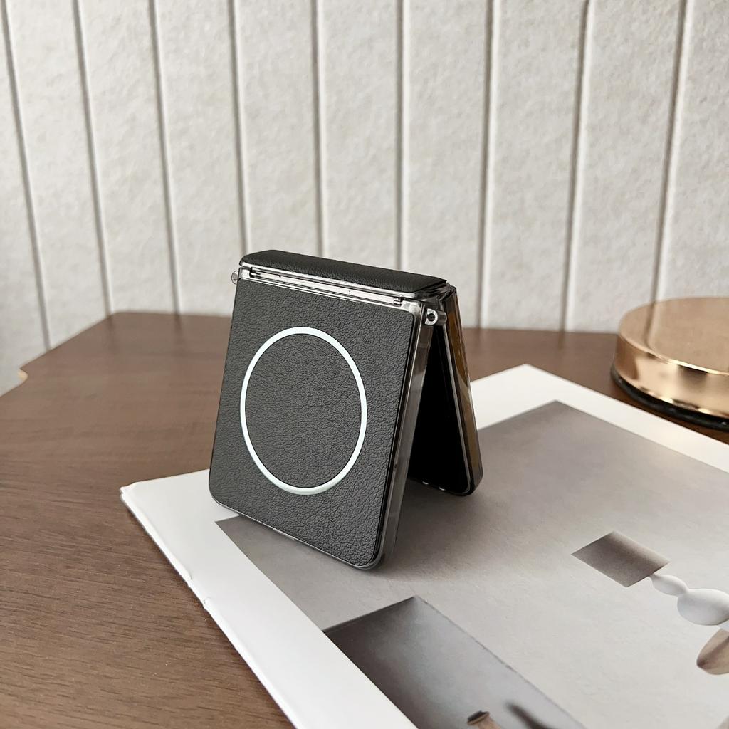 For Samsung Galaxy Z Flip7 5G Phone Case Compatible with MagSafe Leather+PC Protective Cover