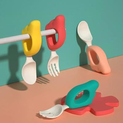 Bebek Çatal Kaşık Yemeyi Öğrenme Eğitim 1-2 Yaş Bebek Çocuk Çubukları Seti Ek Gıda Çatalı Plastik Sofra Takımı