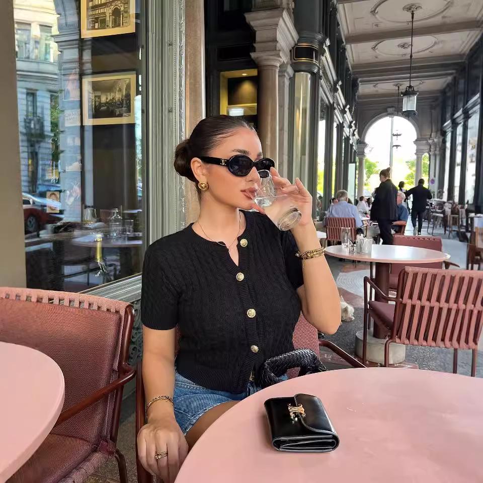 European and American Women's Slim Fit Knit Short Sleeve Cardigan