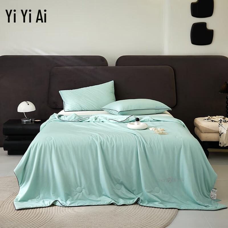 

Yi Yi Ai 8-Star Cooling Jacquard Soybean Summer Quilt