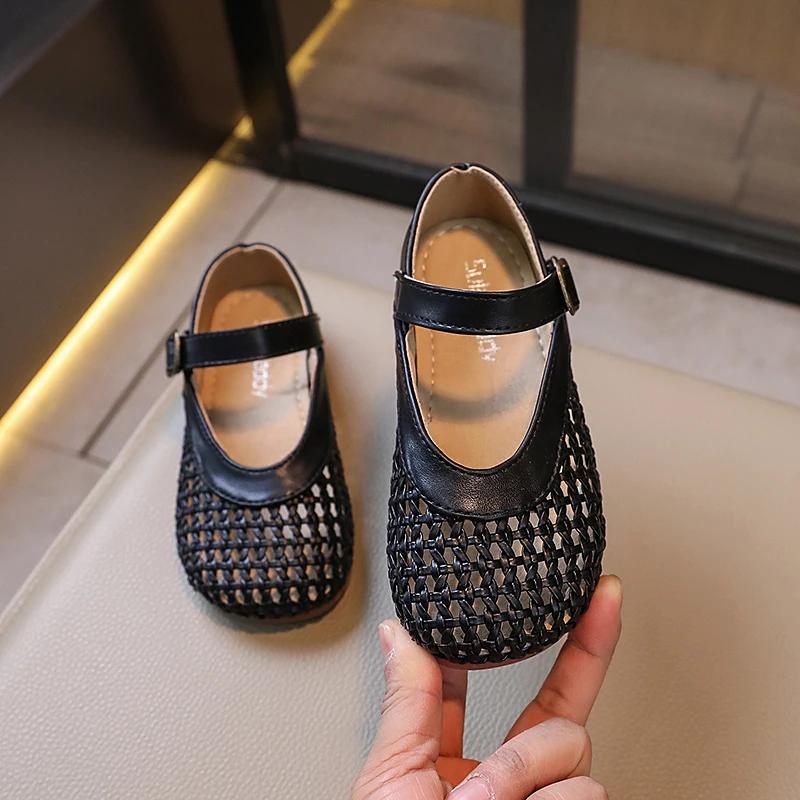 

Обувь для девочек 2024 лето новые детские сандалии нескользящая мягкая подошва вязаные удобные и дышащие туфли принцессы 22 Insole(15.5CM) чёрный