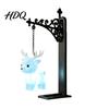 Dekoratives Desktop-Ornament Magische Bücherregal-Lampe mit Eulen-, Phönix- und Hirschfiguren Vintage-Eisenständer Geburtstagsüberraschung für Fans Helles Warmlicht