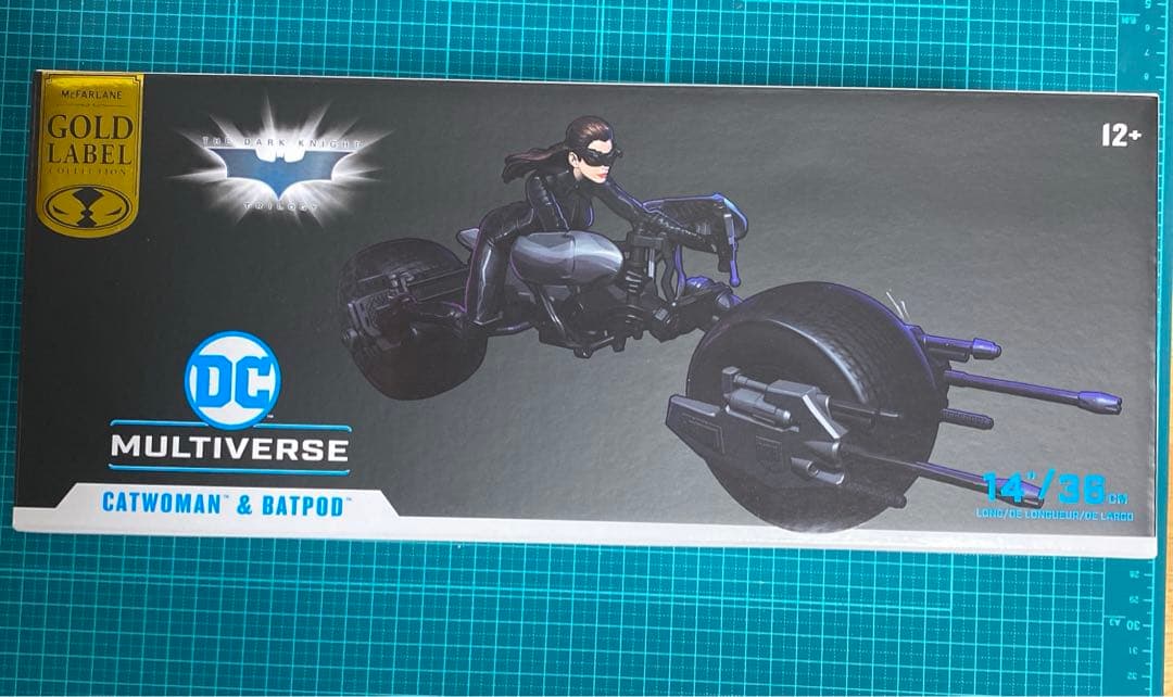 

[USED] DC Multiverse Catwoman & Batpod