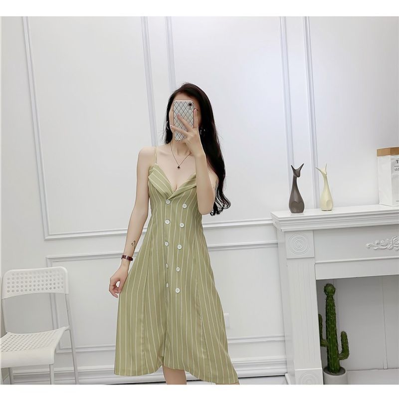

Fashionable Korean-Style V-neck Slim-Fit Strap Dress Army Green S