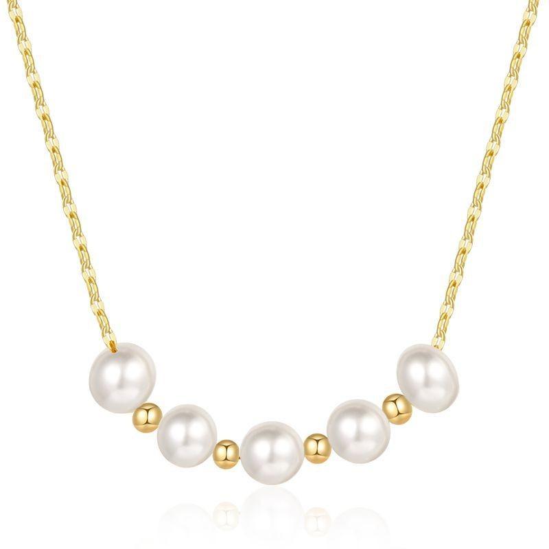

Elegant Pearl Pendant Choker Necklace For Women Featuring Stylish Design Baroque золотой