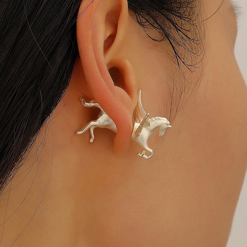 Personalized Zodiac Pegasus Earrings Trendy Women'S Cute Pegasus Ear Studs Fashionable Jewelry Gifts