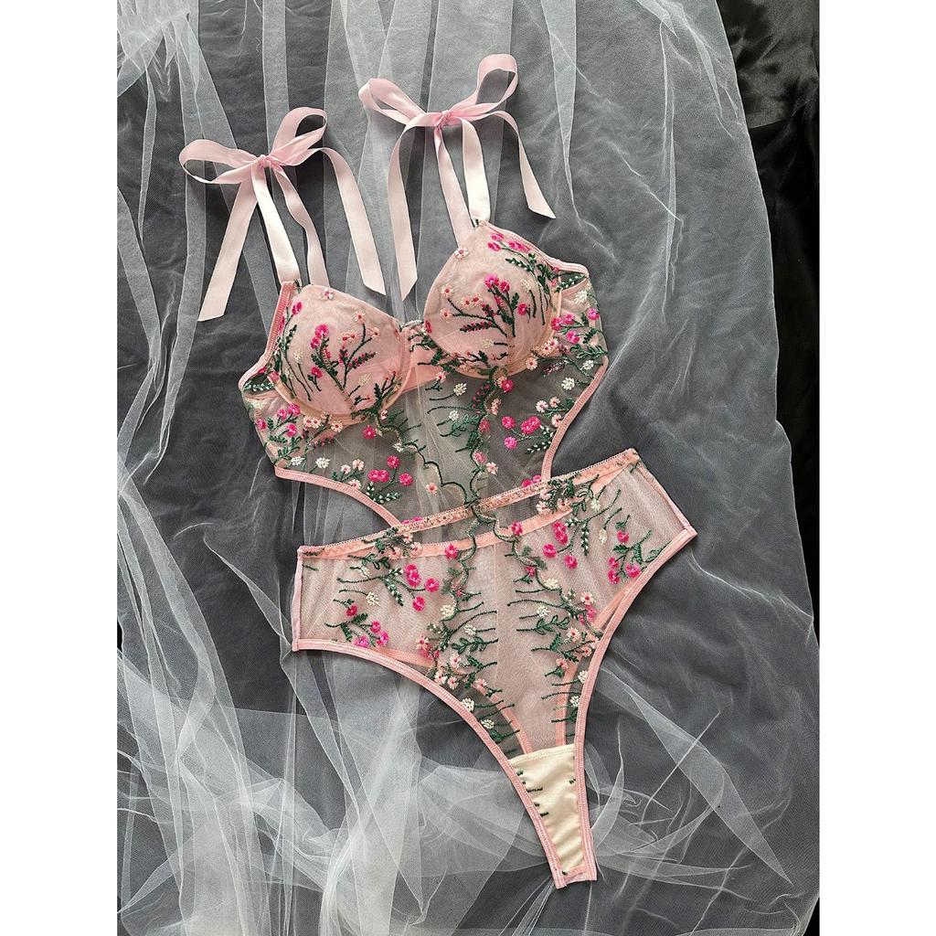 Conjunto de una pieza sexy y divertido de malla ultrafina con bordado floral francés nuevo de otoño