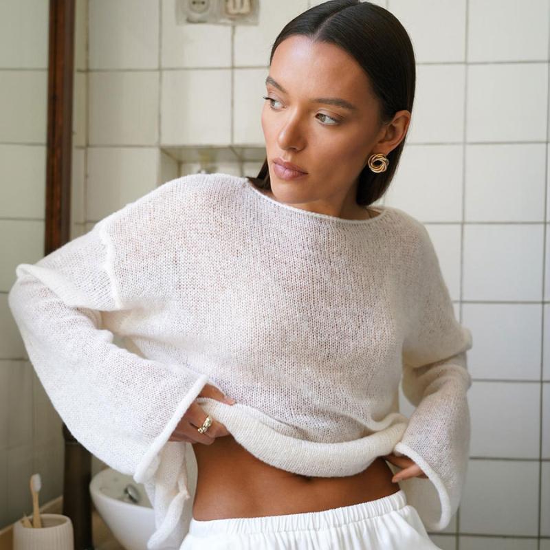 Hohler Strickpullover Frühling und Sommer Damen Perspektive Dünne Abteilung Großer Rundhalsausschnitt Trompetenärmel Gestricktes T-Shirt