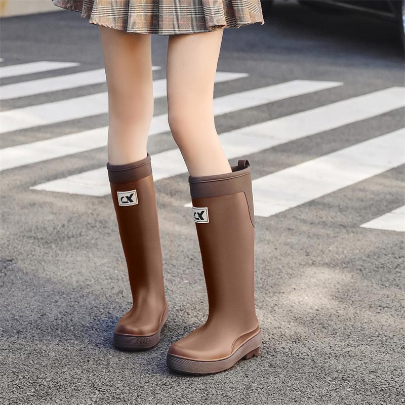 Waterproof and non-slip rain shoes women's cotton removable four-season rain boots comfortable and wear-resistant long tube water shoes