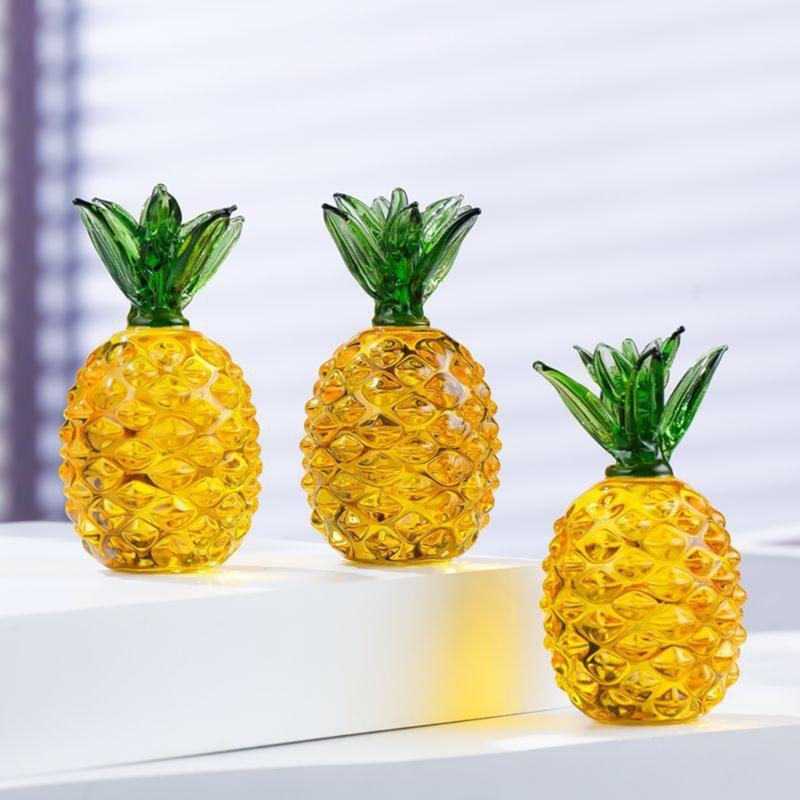 Handcrafts Crystal Pineapple Figurine Elegant Glass Artificial Fruit Sculpture Ornament for Home and Office Table Decors