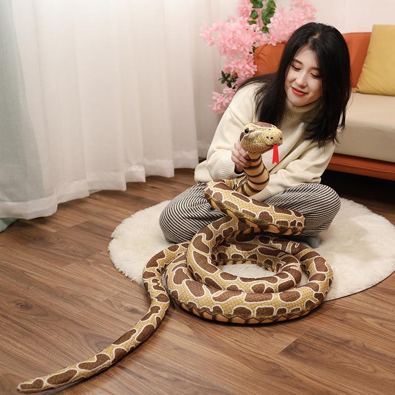 

Плюшевая игрушка змея поддельная змея маленькая зеленая змея реквизит для домашних животных подделка дети мальчик большая золотая кукла питон Small 220 cm (0.4kg)