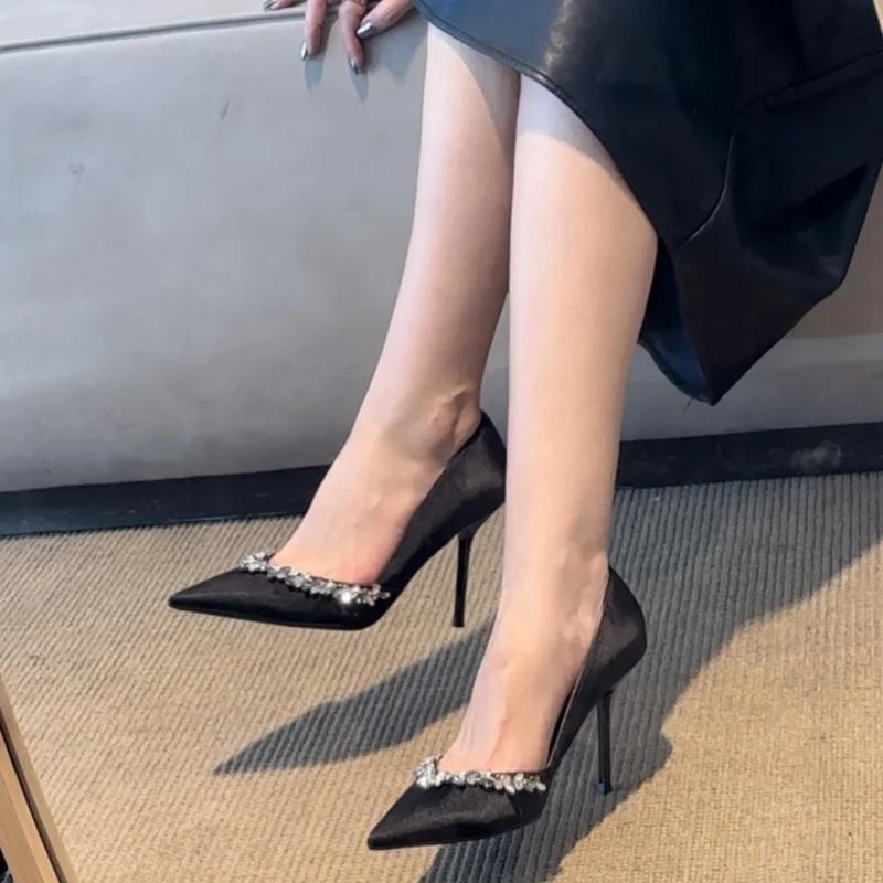 Fashion New Sequined Rhinestone Wedding Shoes Women High-heeled Shoes Black Thin Heels Sexy Pumps Female Bride Footwear Big Size 42