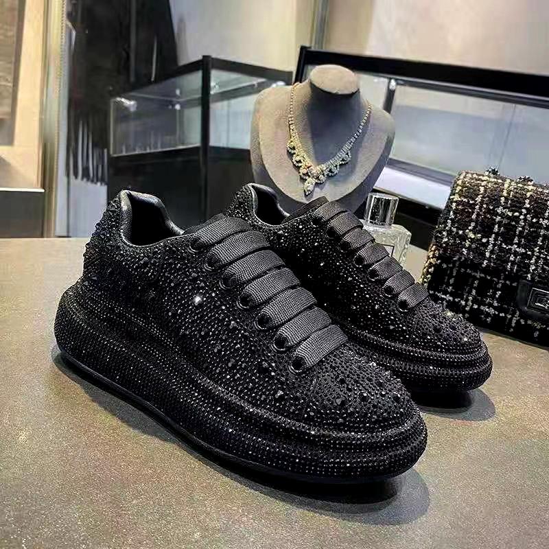 Fashion Leather Low-top Hot Diamond Sneakers for Men and Women, Red Style Lace-up Casual Daddy Shoes, Plus-size Sports Shoes 45, 46 A8