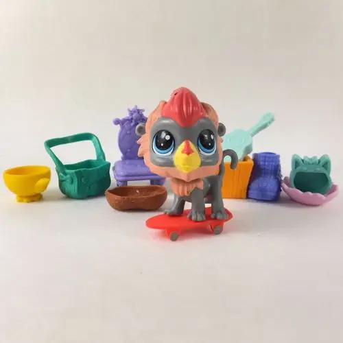 Hasbro Littlest Pet Shop Cartoon Q Edition Animal Mini Stands Short Hair Kitten Dog Cute Big Eye Children's Figures Toy