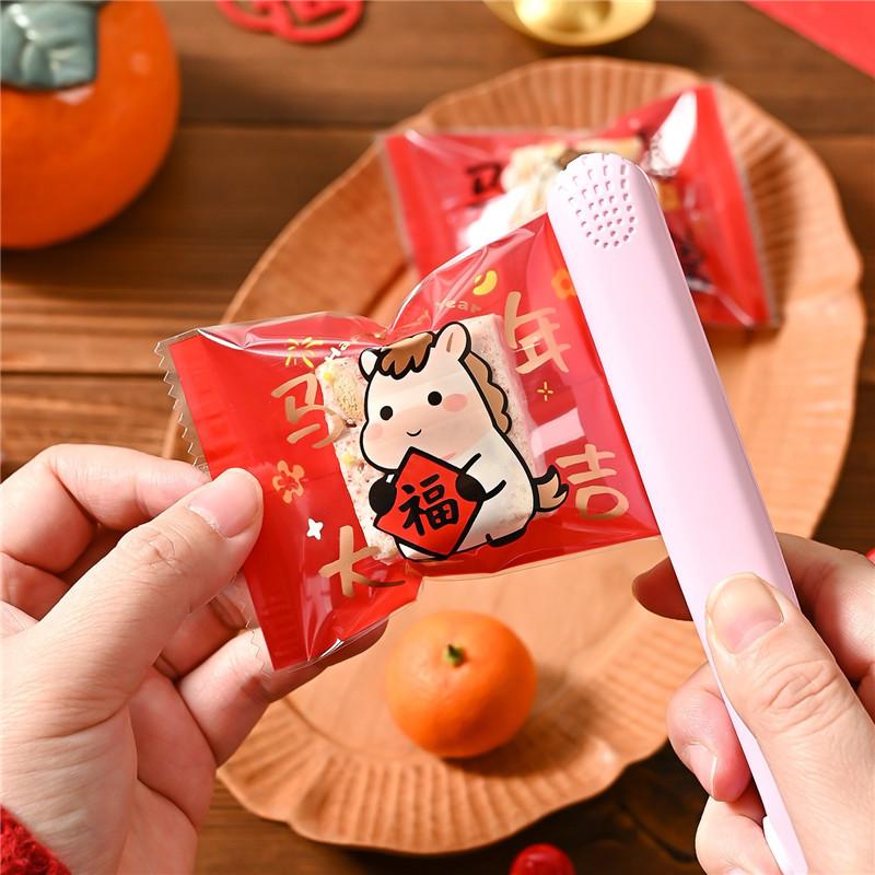 100Pcs 7x10cm 2026 Chinese Horse New Year Snowflake Crispy Packaging Baking Nougat Cookie Candy Machine Sealing Bags
