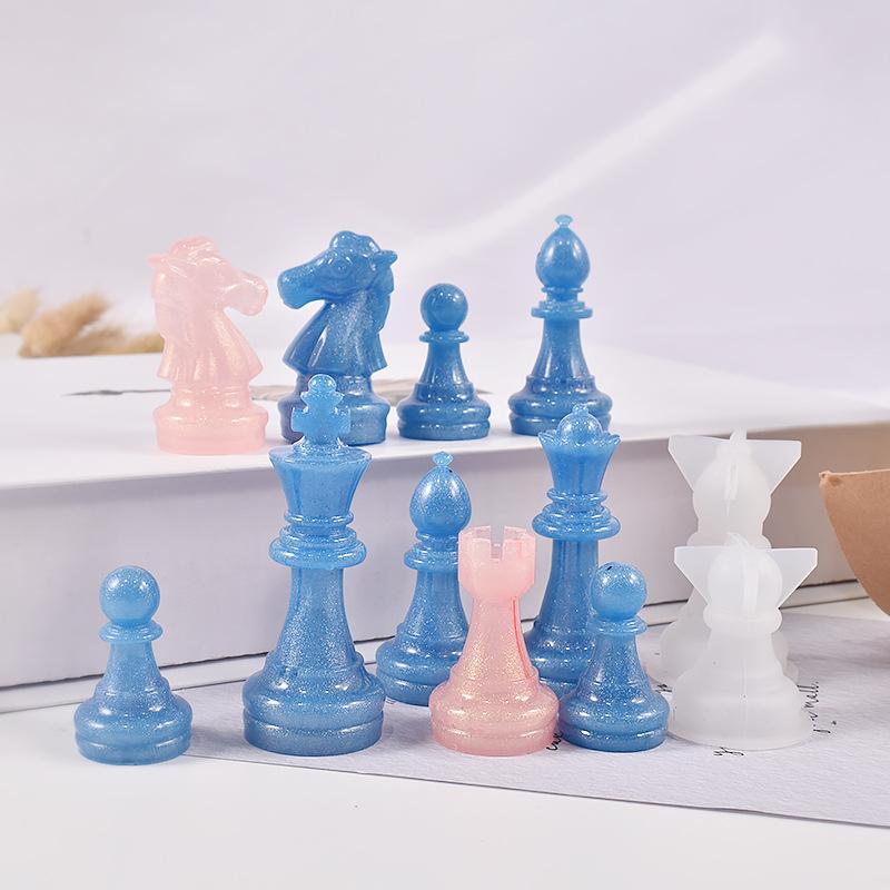 DIY Chess Silicone Mold Handmade Chessboard Set Crystal Epoxy Resin Candle Mold Home Gathering and Outdoor Game Tools