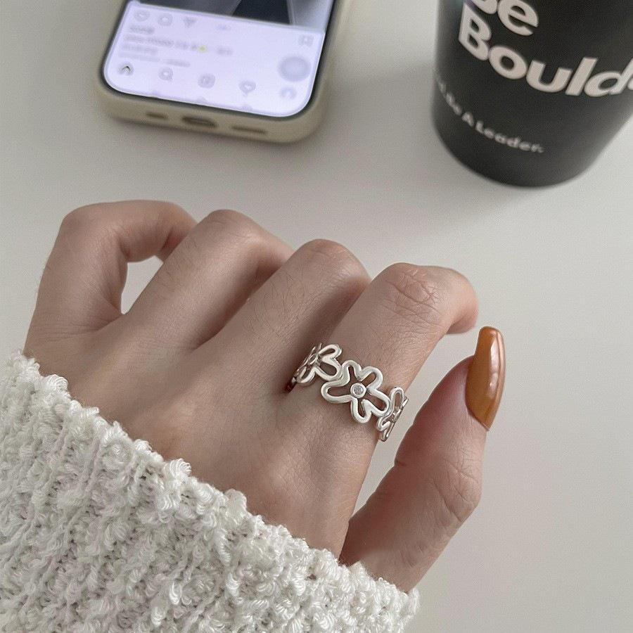 Sweet Hollow Flower Adjustable Stackable Ring for Women - Versatile Fashionable Design