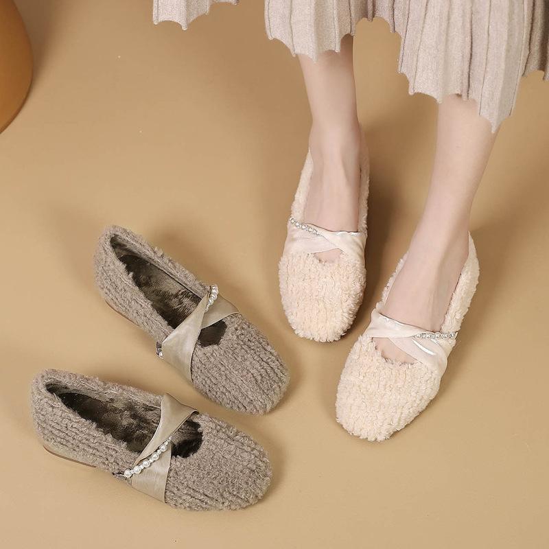 Fashion Shallow Mouth Women Shoes Autumn White Sneakers Round Toe Loafers Fur Fall Moccasin Winter Casual New Flock Solid Leisure Rubber